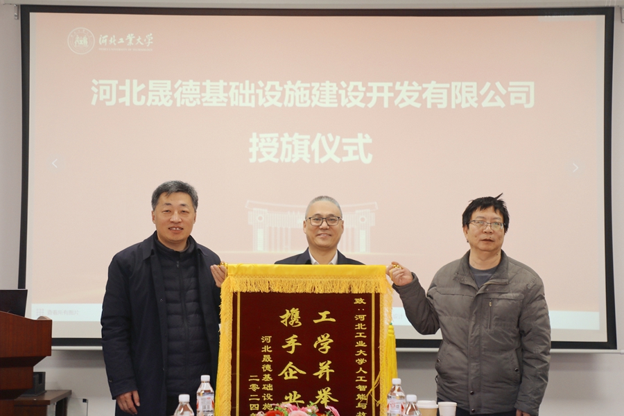 1736233210195830.jpg 6b99e9df7fa77e5c23ab59175066b00.jpg